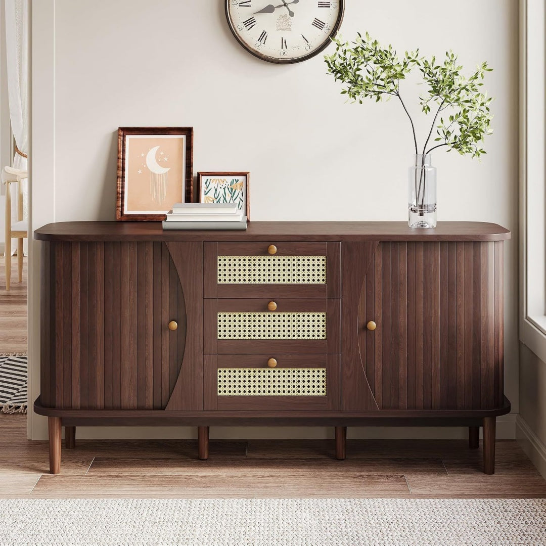 Buffet en finition noyer rose 140.5 x 40 x 76 cm